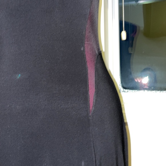 Formal dress - lots of sass - Picture 5 of 7